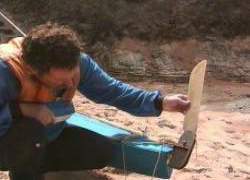 Broken rudder, Trousers Point