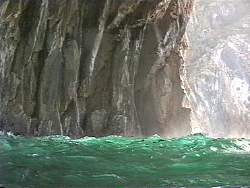 Sea Cave, Coxs' Bluff